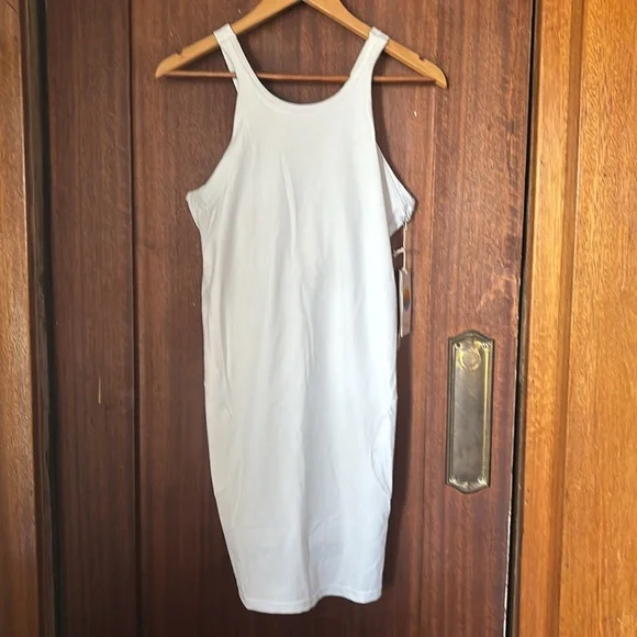 NWT Vuori Volley Dress - Picture 2 of 5